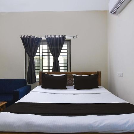 Hotel O Krishna Bhuvanesvar Kültér fotó